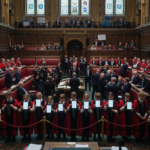 Britisches Oberhaus stimmt für Social-Media-Verbot für unter 16-Jährige – Regierung unter Druck