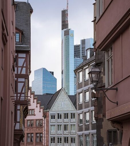 Budgetfreundlich reisen: Camping und Städtereisen in Deutschland und Nachbarländern