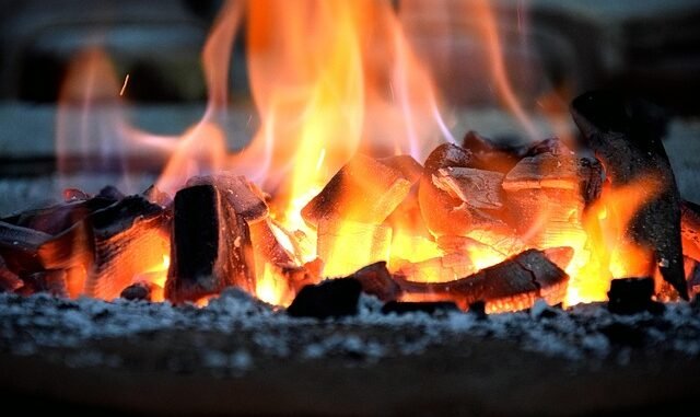 Drei Brände in der StädteRegion: Kriminalpolizei ermittelt Verdacht auf Brandstiftung