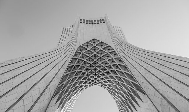 Iranische Sicherheitskräfte lösen Proteste in Teheraner Universität mit Tränengas auf, mindestens 23 Festnahmen