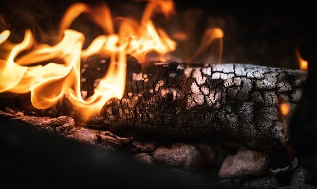 Kairo: 17 Tote bei Brand in illegaler Textilfabrik in Ezbet El-Haggana