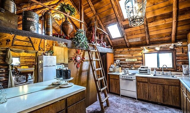 Mitgliederschwund beschleunigt: Kirchen verlieren Millionen Anhänger – Konfessionslose bald Mehrheit?