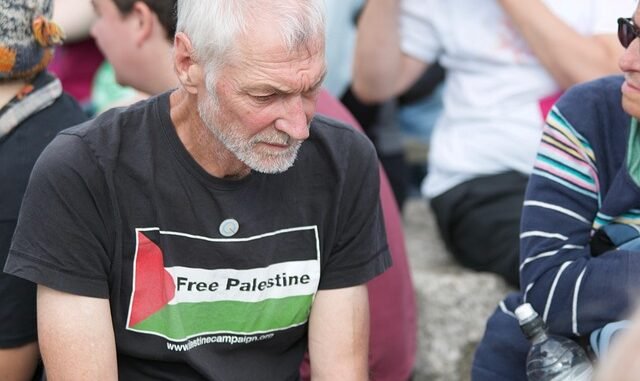 Rumänische Bauern blockieren Grenzübergang Siret, fordern Ende der ukrainischen Agrarimporte